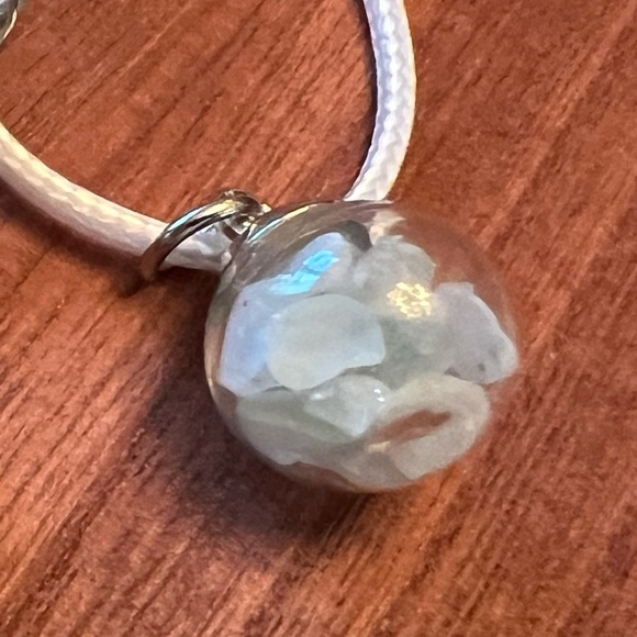 Hand filled glass globe pendants with assorted crystal chips. Set of 3. - Picture 2 of 4